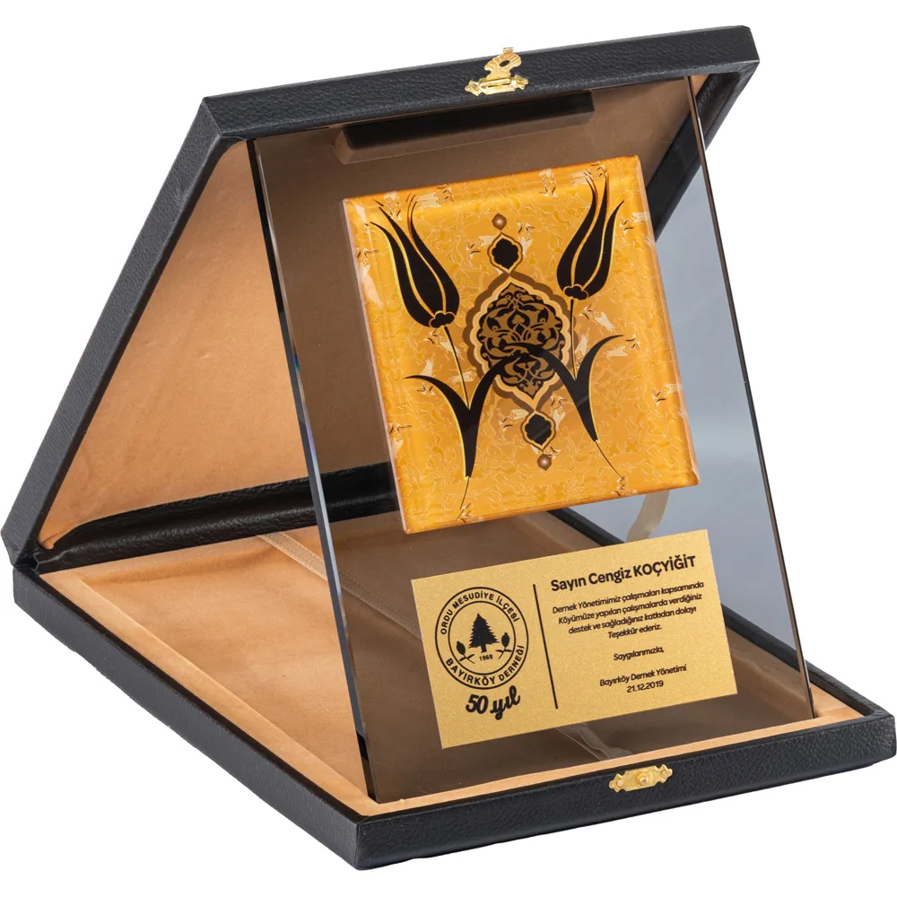 Kutulu Kristal Plaket EKT-710