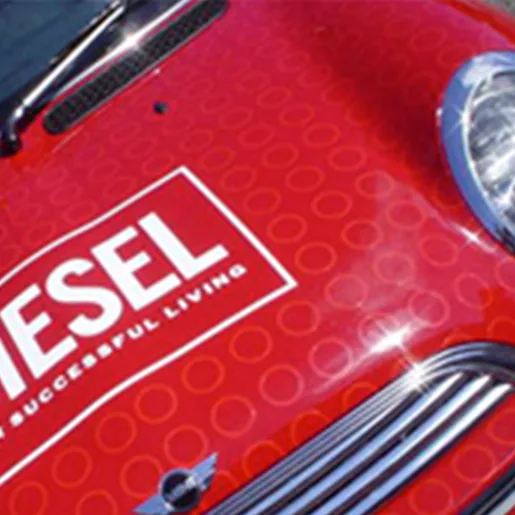 ORACAL® 551 Polimerik Reklam Folyosu